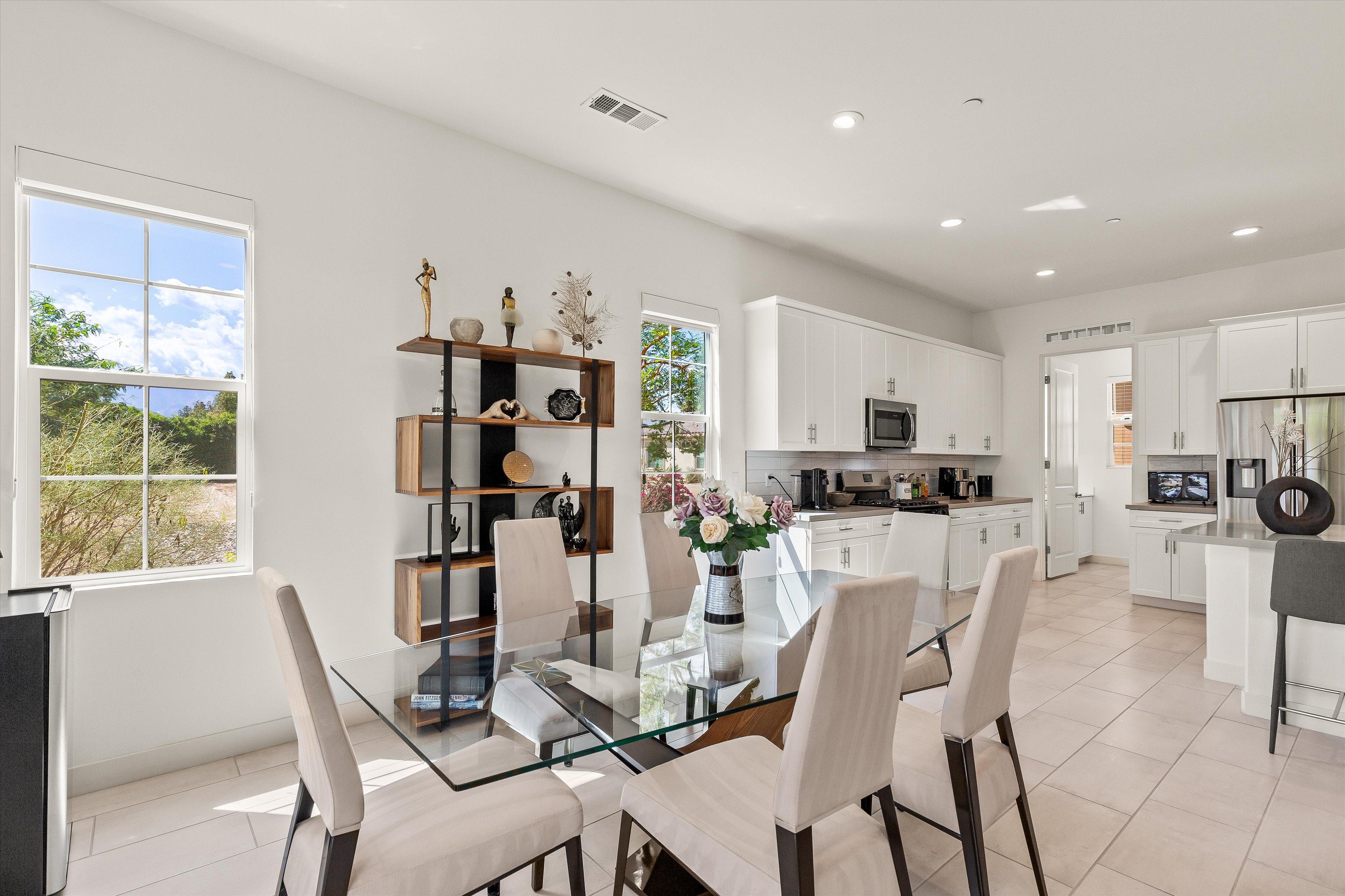 A premier 3/3 residence in Villa Portofino - Image# 6